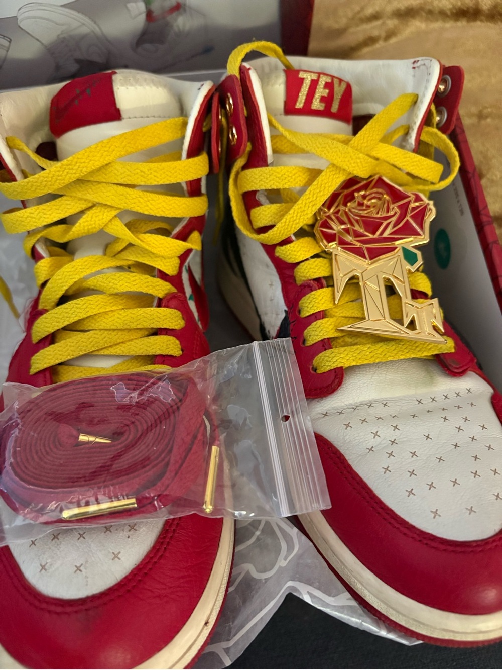 Jordan Red and White Shoe Box Label